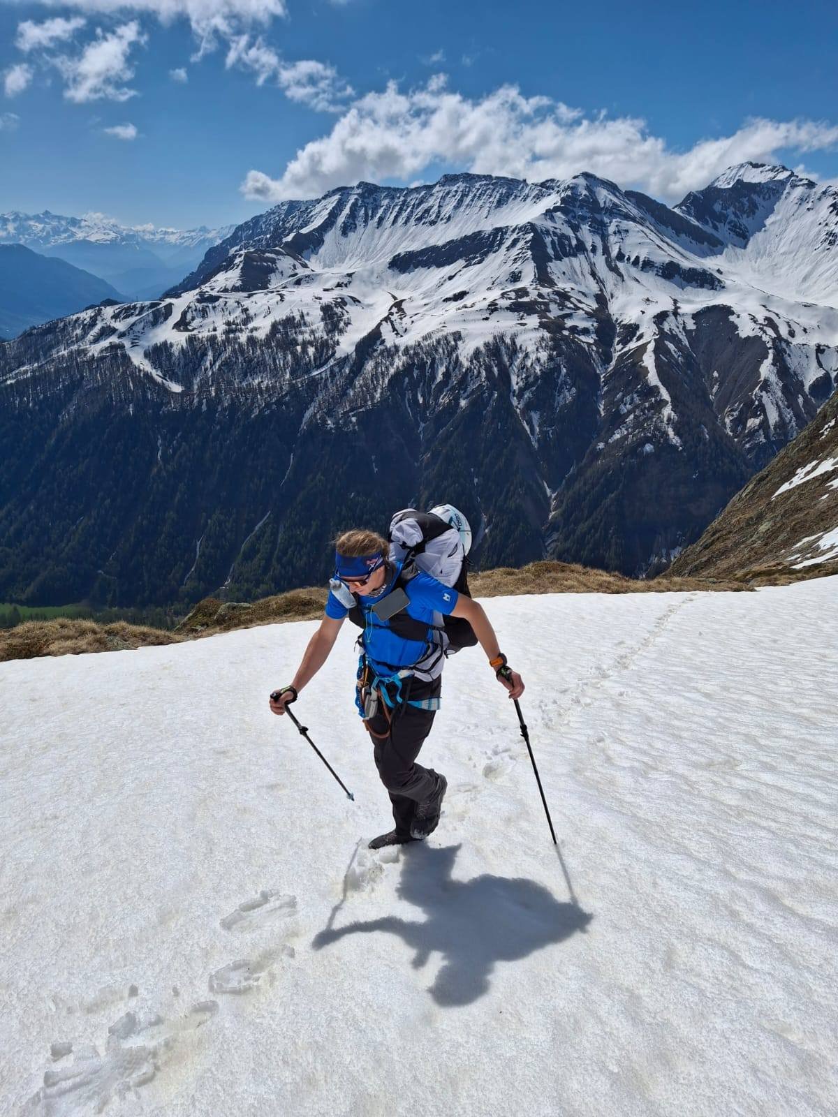 Z Mont Blancu na Les Deux Alpes vo vetre pekelnom